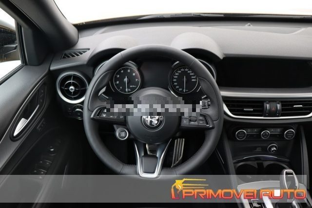 ALFA ROMEO Stelvio usata, con Autoradio