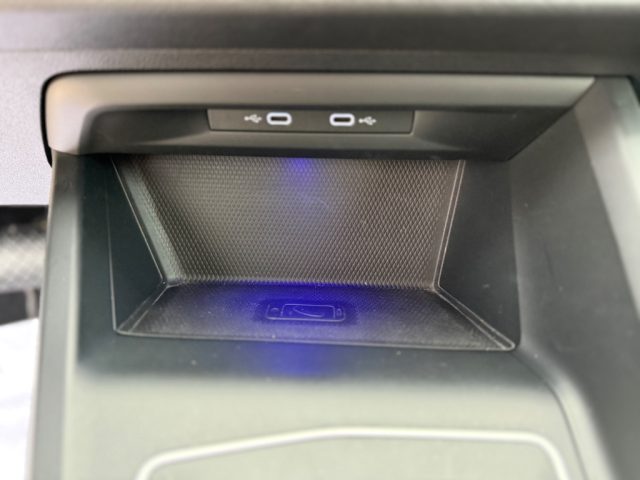 VOLKSWAGEN Golf usata, con Specchietti laterali elettrici