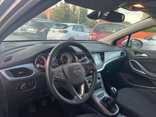 OPEL Astra usata, con Chiusura centralizzata