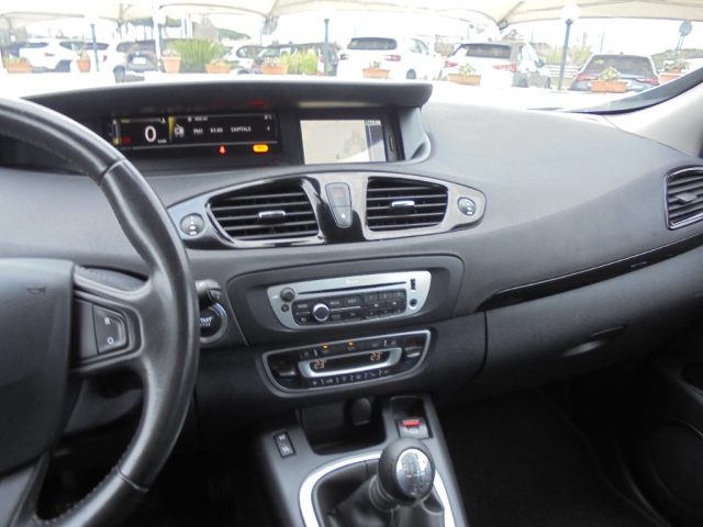 RENAULT Scenic usata 43