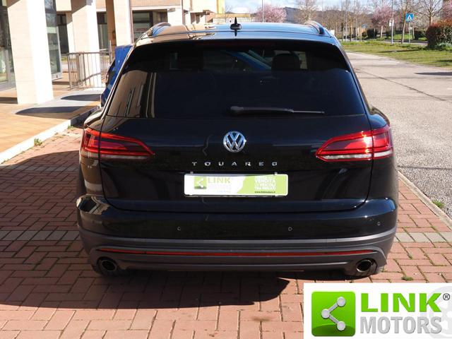 VOLKSWAGEN Touareg usata, con Antifurto