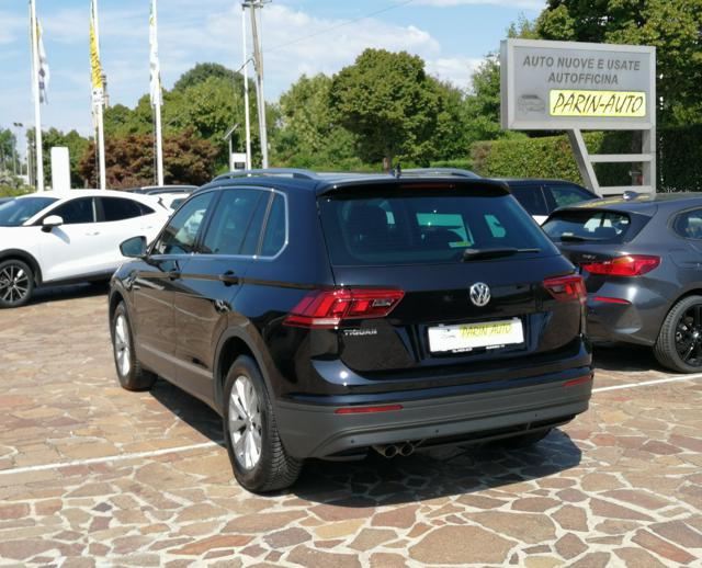 VOLKSWAGEN Tiguan usata, con Airbag laterali