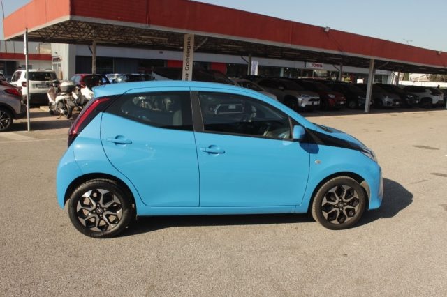 TOYOTA Aygo usata, con Sensore di luce