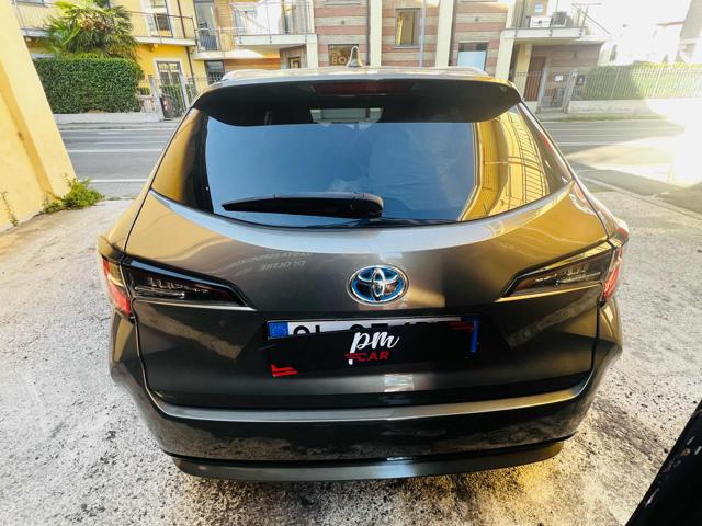 TOYOTA Corolla usata, con Cerchi in lega