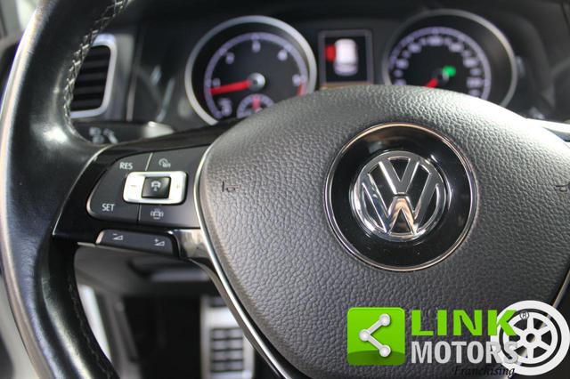 VOLKSWAGEN Golf usata, con USB