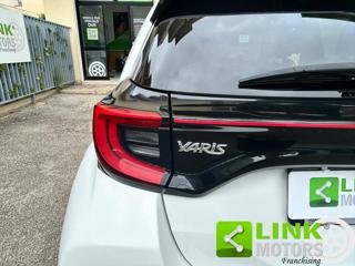 TOYOTA Yaris usata 18