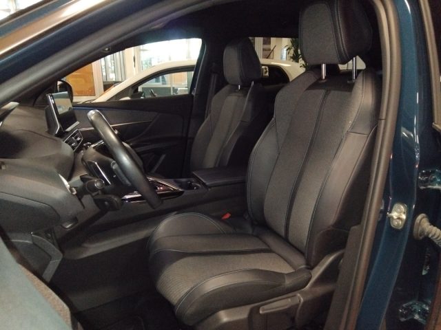PEUGEOT 3008 usata, con Bracciolo