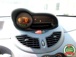 RENAULT Twingo usata 15