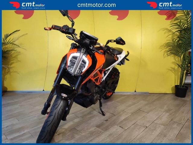 KTM 390 Duke usata 1