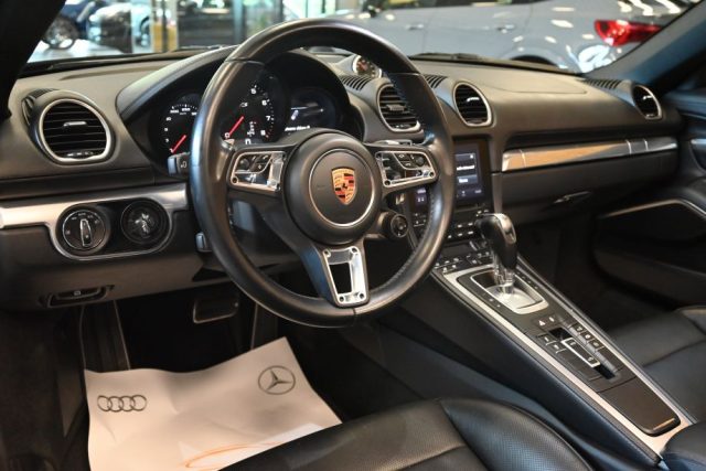 PORSCHE 718 Spyder usata 17