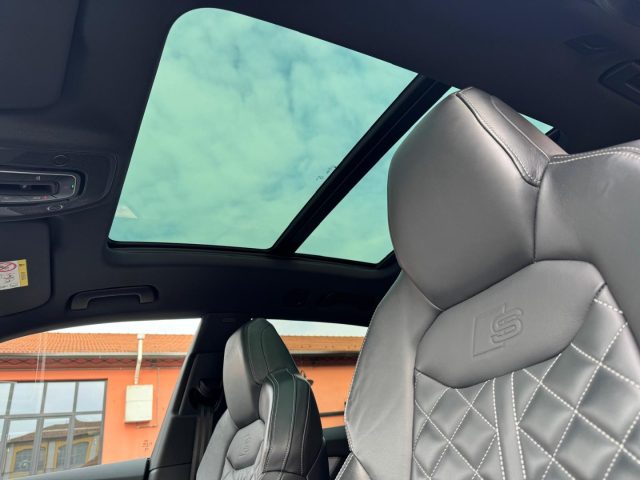 AUDI Q8 usata, con Interni in pelle