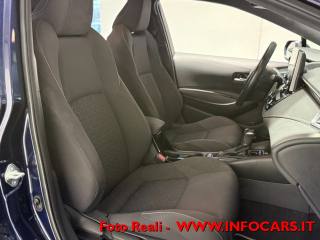 TOYOTA Corolla usata, con Autoradio