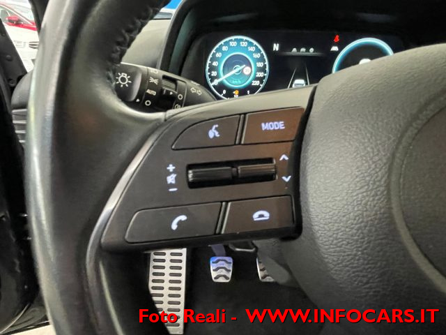 HYUNDAI Bayon usata, con Fari LED