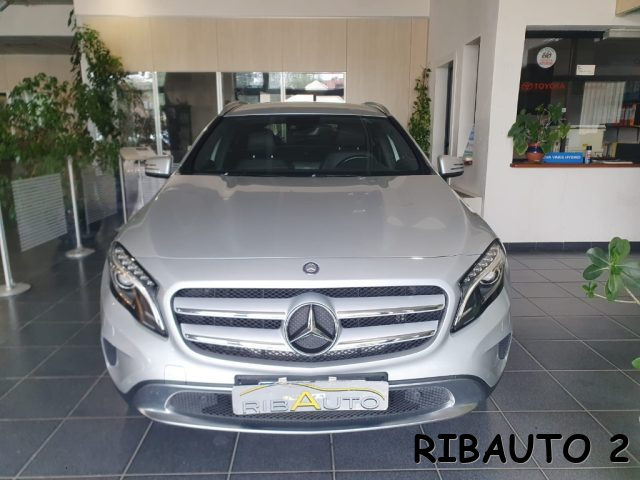 MERCEDES-BENZ GLA 220 usata, con Sistema di navigazione