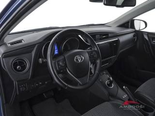 TOYOTA Auris usata 7