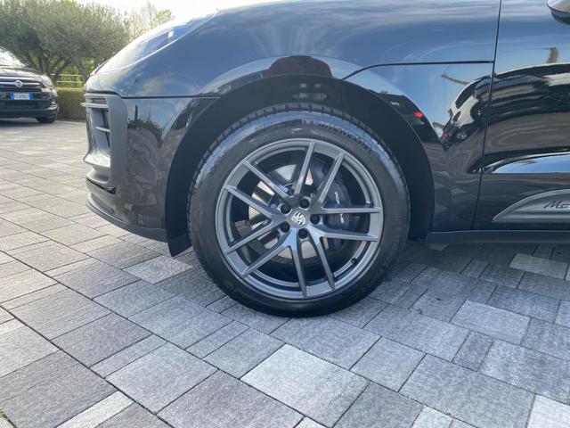 PORSCHE Macan usata, con Gancio traino