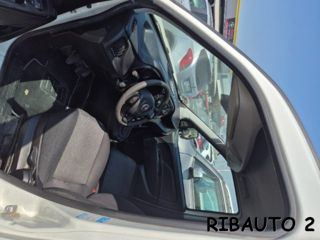 FIAT Doblo usata, con Airbag