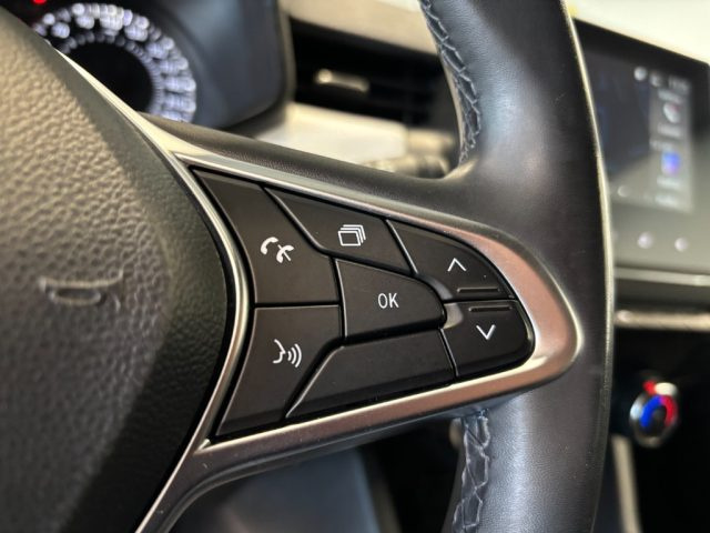 RENAULT Clio usata, con Autoradio digitale