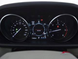 LAND ROVER Discovery usata 12