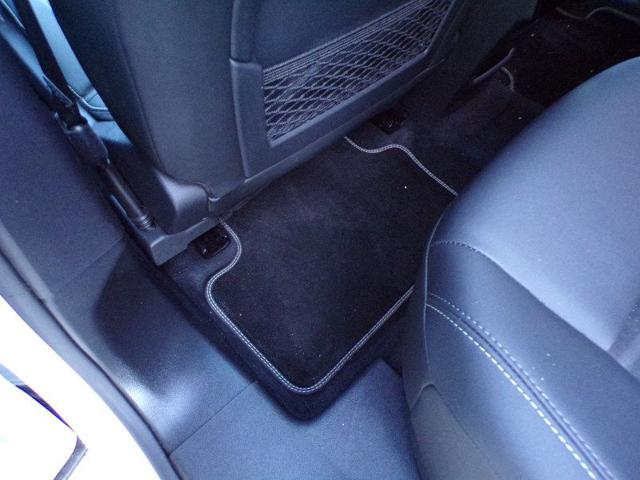 PEUGEOT 3008 usata, con Chiamata automatica per emergenze