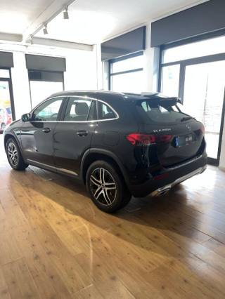 MERCEDES-BENZ GLA 200 usata, con Airbag