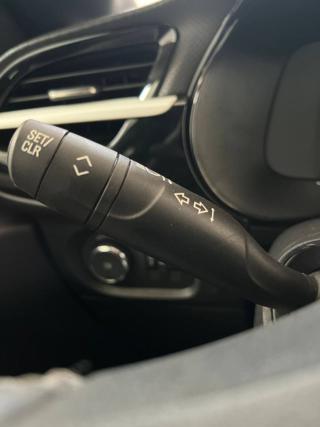 OPEL Corsa usata, con Park Distance Control