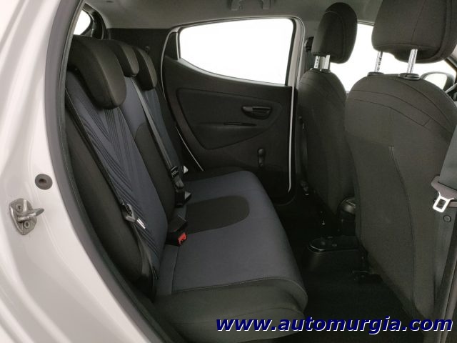 LANCIA Ypsilon usata, con ESP