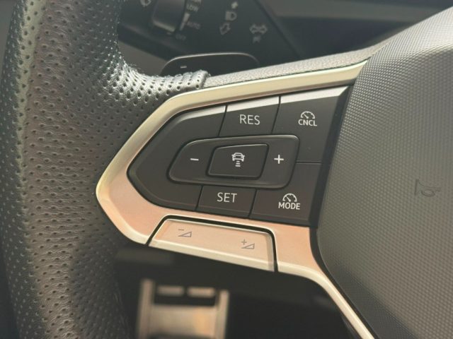VOLKSWAGEN Tiguan usata, con Sensori di parcheggio posteriori