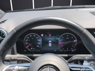 MERCEDES-BENZ GLA 200 usata, con Sistema di navigazione