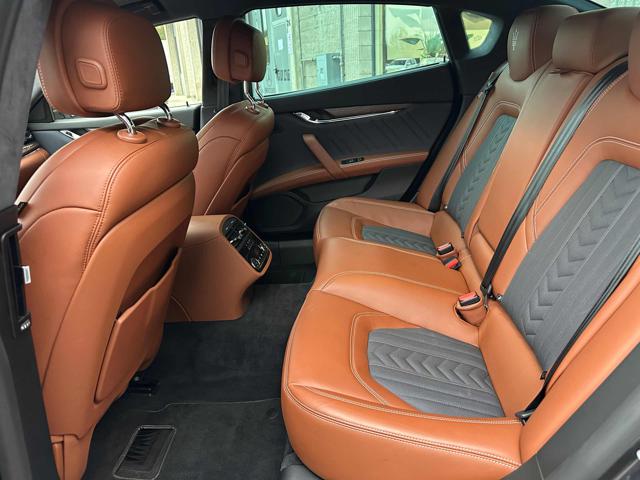 MASERATI Quattroporte usata, con Leve al volante