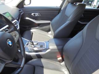 BMW 318 usata, con Telecamera per parcheggio assistito