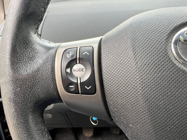 TOYOTA Yaris usata, con Controllo vocale