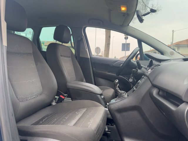 OPEL Meriva usata, con Controllo automatico clima