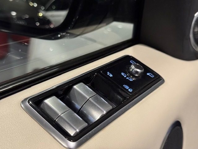 LAND ROVER Range Rover Sport usata, con Sedili sportivi