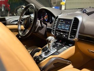 PORSCHE Cayenne usata, con Controllo trazione