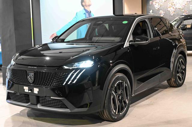 PEUGEOT 3008 usata, con Leve al volante