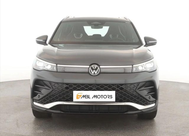 VOLKSWAGEN Tiguan usata, con Airbag laterali