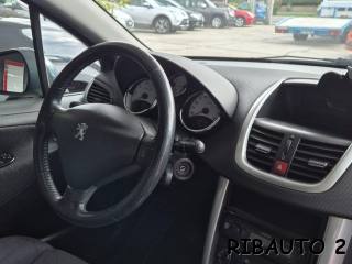 PEUGEOT 207 usata, con Luce d
