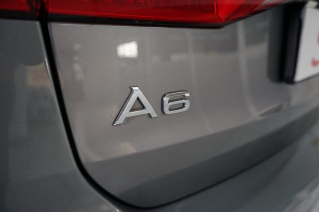 AUDI A6 usata, con Volante multifunzione
