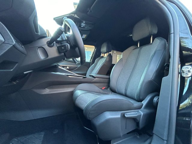 PEUGEOT 5008 usata, con Controllo elettronico della corsia