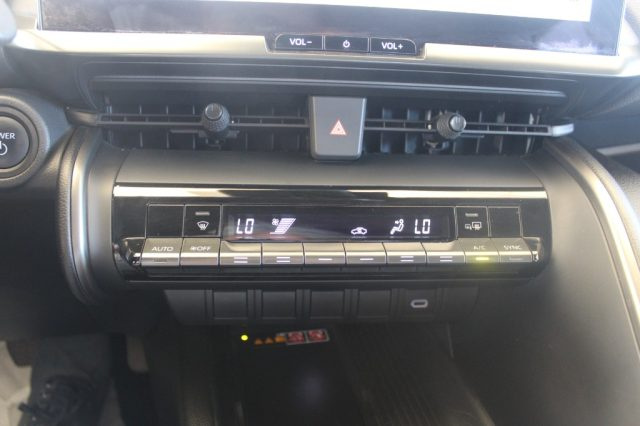 TOYOTA C-HR usata, con Specchietti laterali elettrici