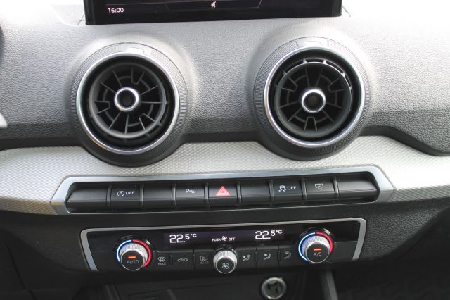 AUDI Q2 usata, con USB