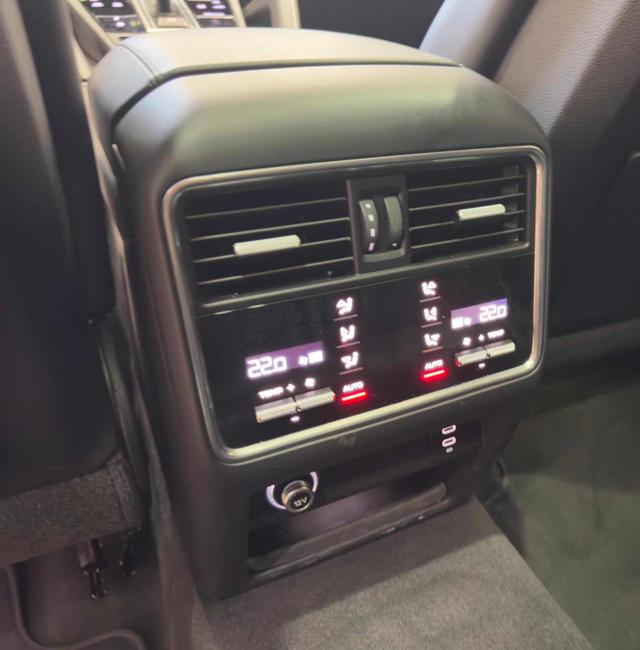 PORSCHE Cayenne usata, con Controllo trazione