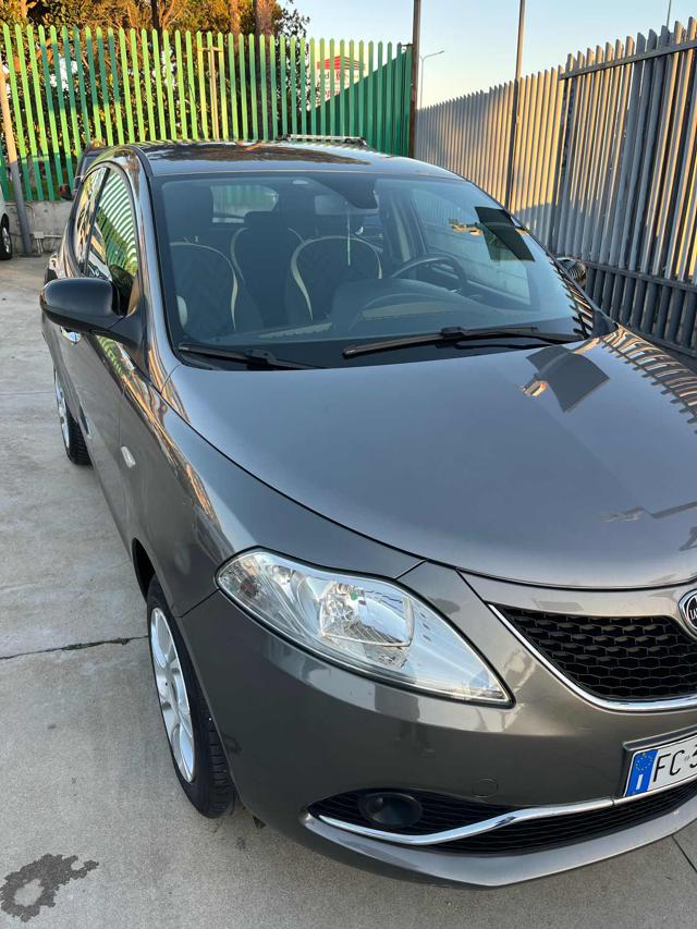 LANCIA Ypsilon usata, con Cerchi in lega