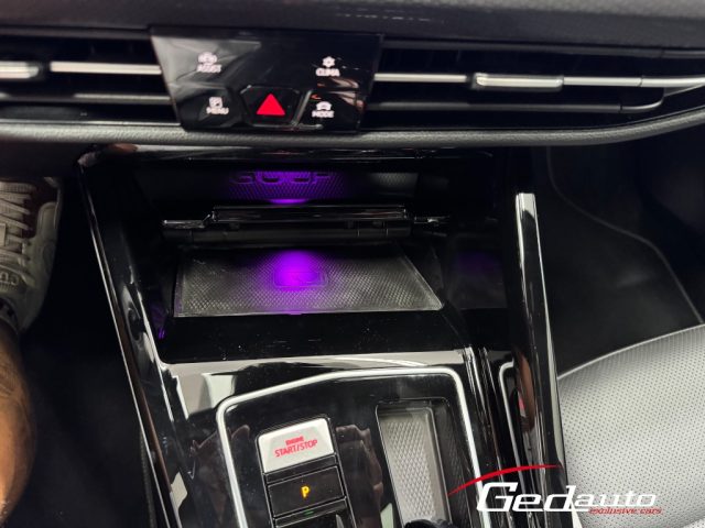 VOLKSWAGEN Golf usata, con Volante in pelle