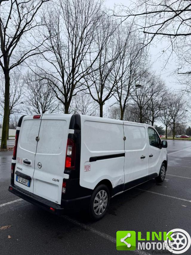 OPEL Vivaro usata, con Alzacristalli elettrici