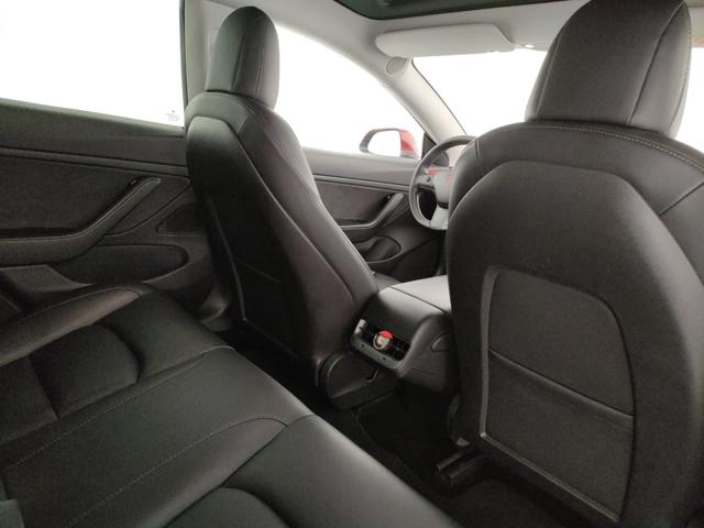 TESLA Model 3 usata, con Controllo vocale