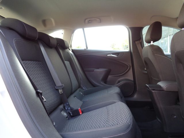 OPEL Astra usata, con Chiusura centralizzata