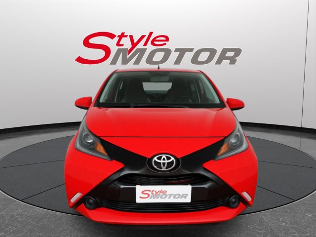 TOYOTA Aygo usata, con ABS