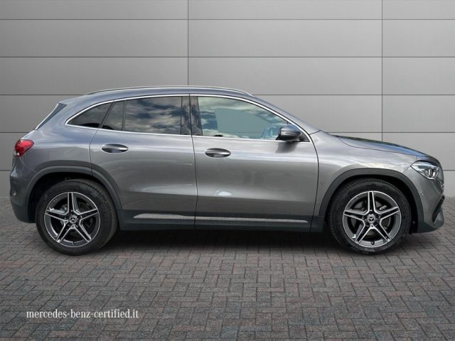 MERCEDES-BENZ GLA 200 usata, con Alzacristalli elettrici